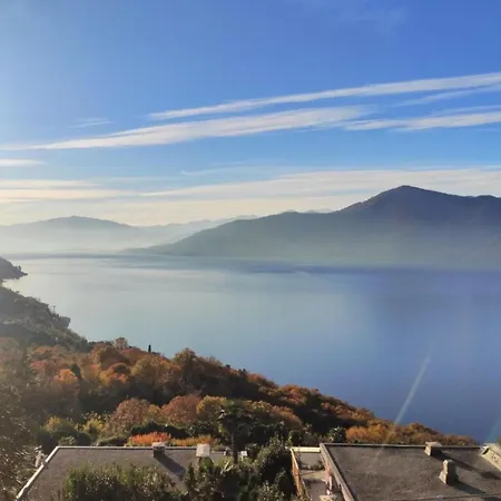 Nyaraló In Luino With Balcony